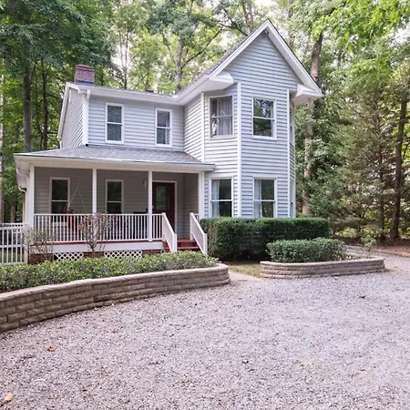 Villa The Charming Retreat At At Cascade On The Creek
